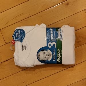 Gerber organic long sleeve onesies
